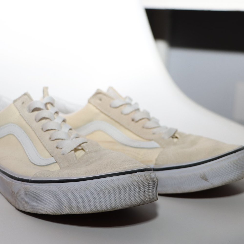 Adorable yellow low-top Vans